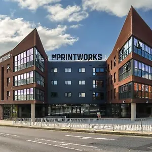 Zeni 5 Bed In Apartment Exeter
